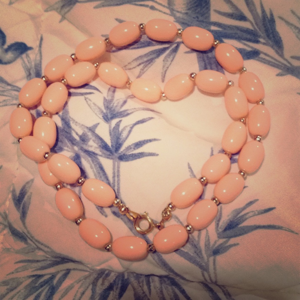 Retro Pink and Gold 60's Style Necklace